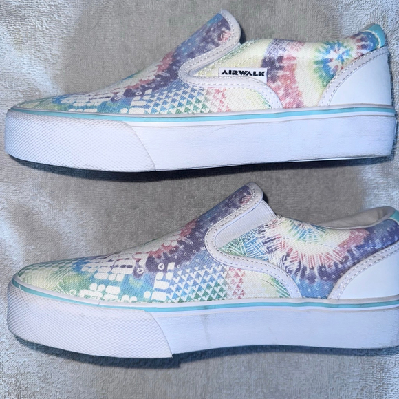 NWOB (Display) Women’s Size 8 1/2M Airwalk Ride-J Slip One Sneaker Shoes Tie Dye - Picture 3 of 8